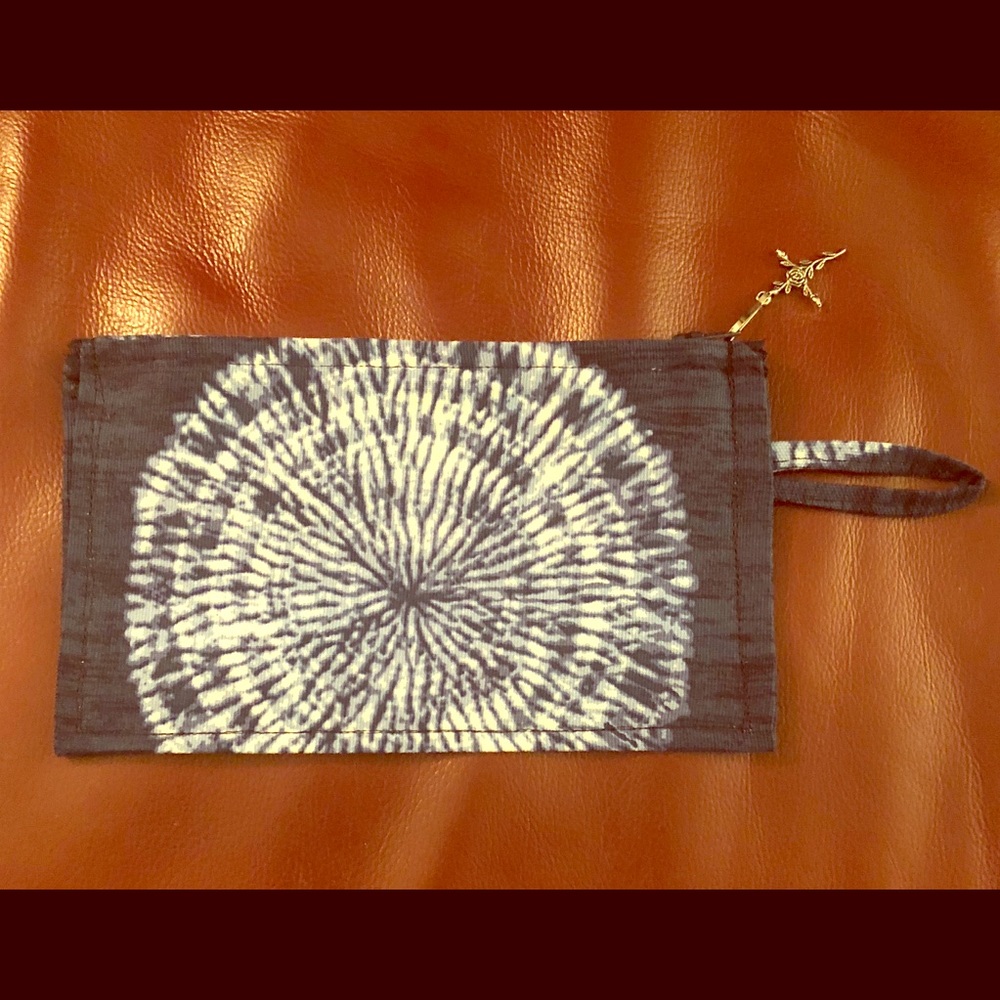 Wristlet or makeup bag